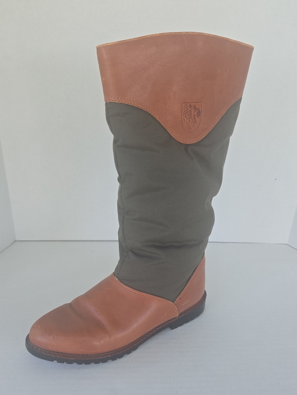 DEFROSTERS KAUFMAN Made In Canada Fabric/Leather Tall Winter Boot